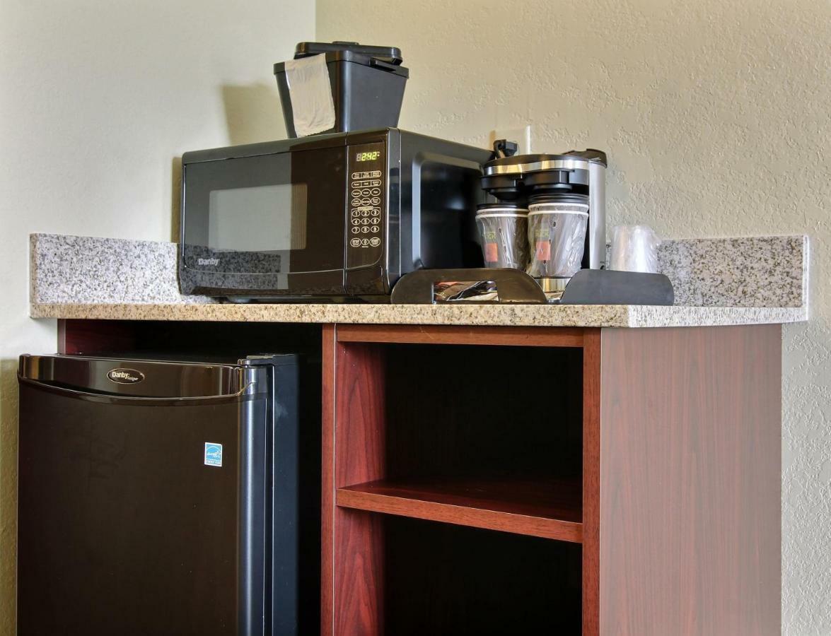 Cobblestone & Suites-kersey 3*