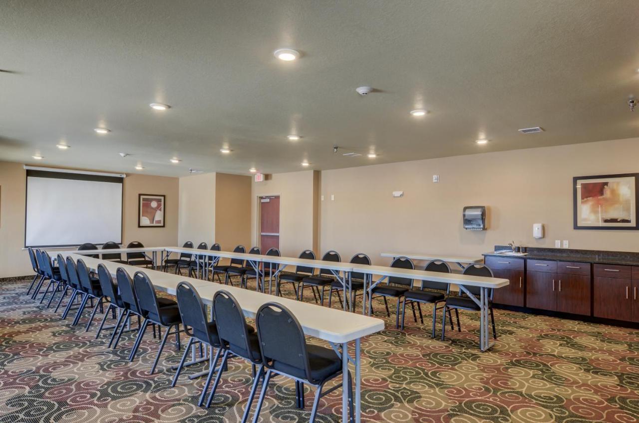 Hotel Cobblestone & Suites-kersey 3*